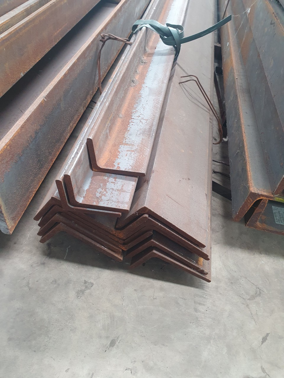 THÉP HÌNH V100X75 - THÉP GÓC L100X75