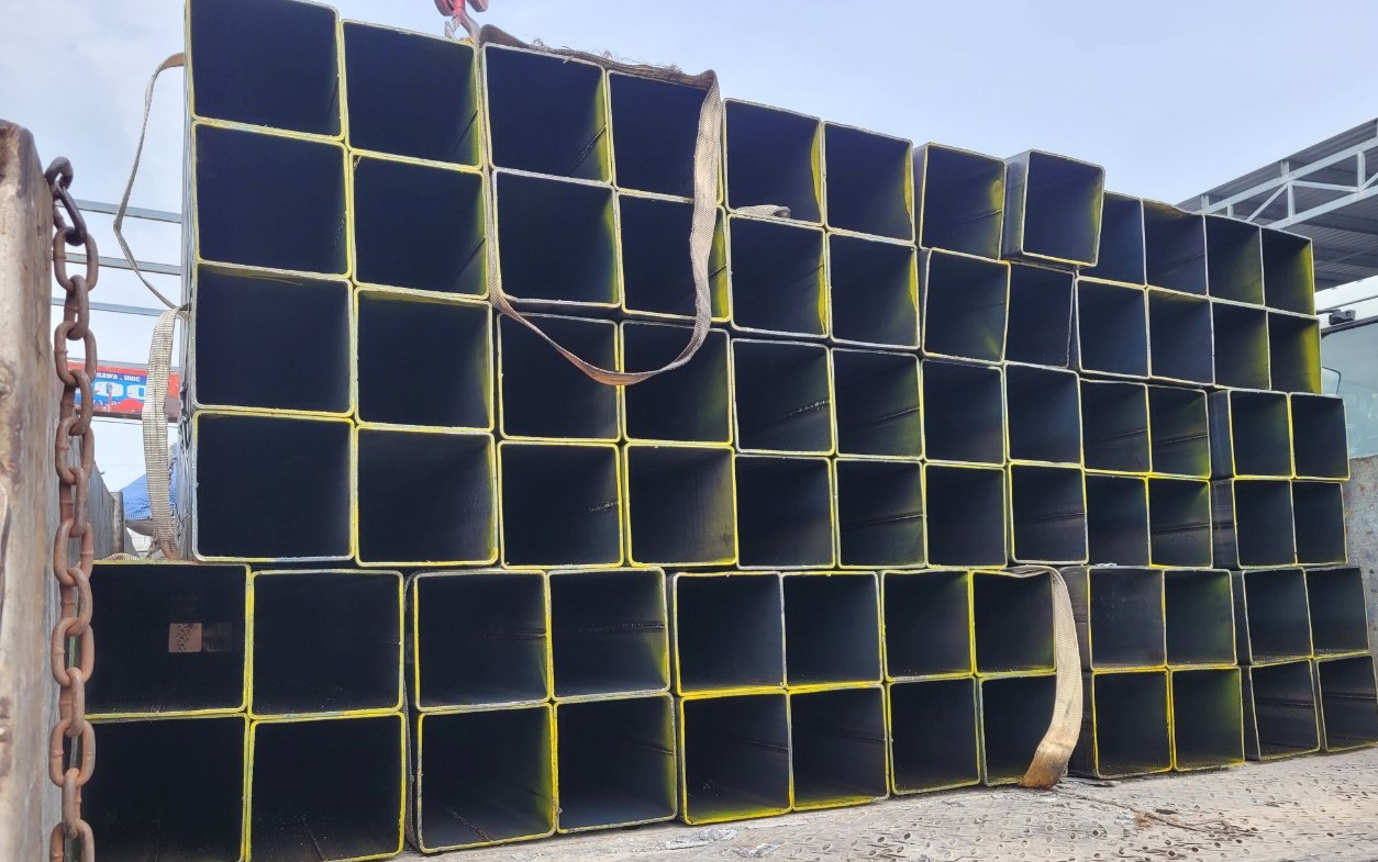 THÉP HỘP VUÔNG 180X180X4MM