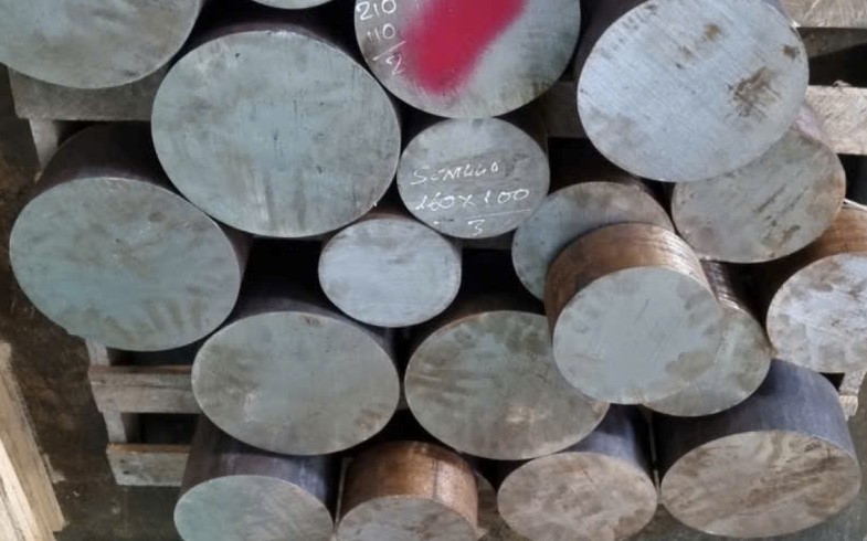 THÉP TRÒN ĐẶC SCM440 PHI 190