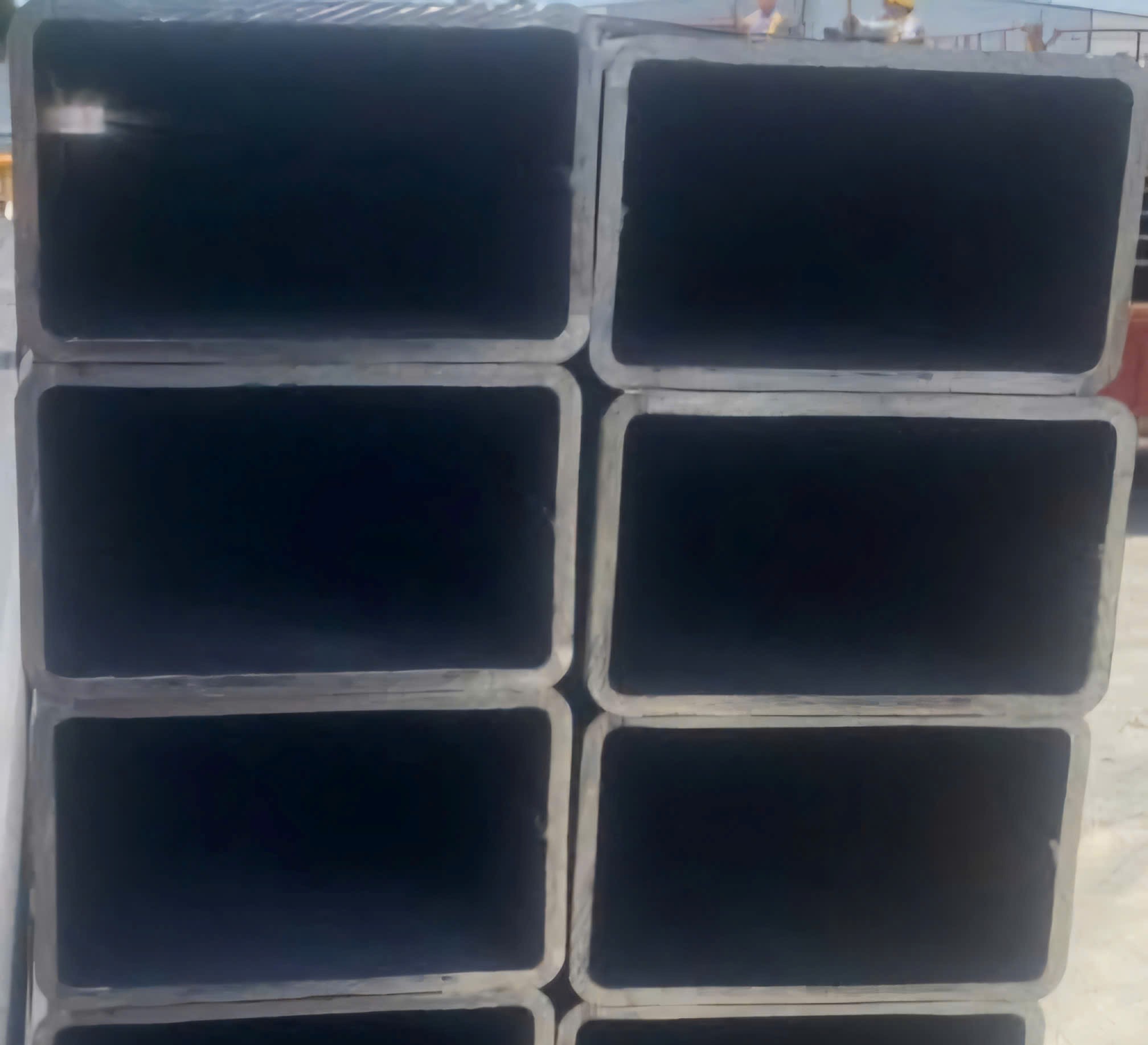 THÉP HỘP CHỮ NHẬT 200X400X12LI Q235B