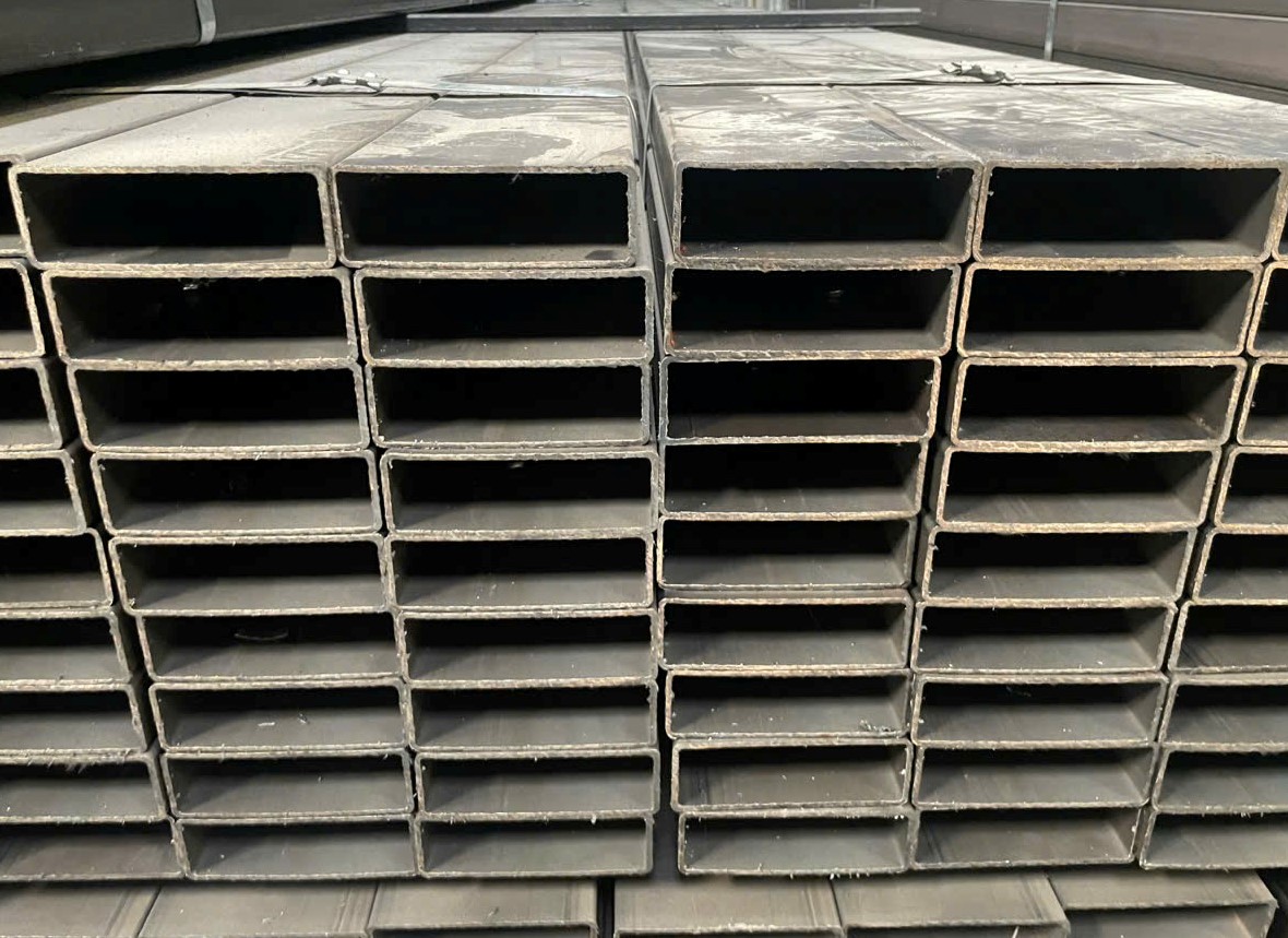 THÉP HỘP CHỮ NHẬT 50X150X3MM