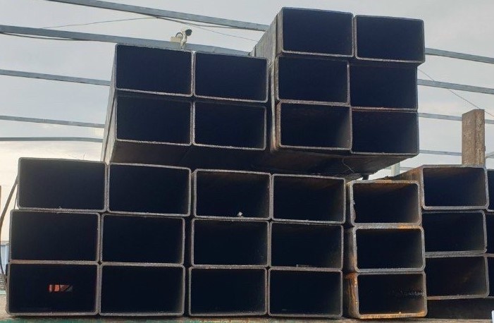 THÉP HỘP 150X200X4LY TIÊU CHUẨN SS400/Q235B