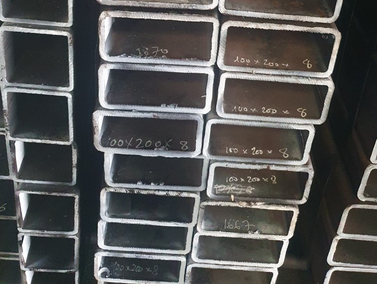 THÉP HỘP CHỮ NHẬT 100x200x8LY Q355B 