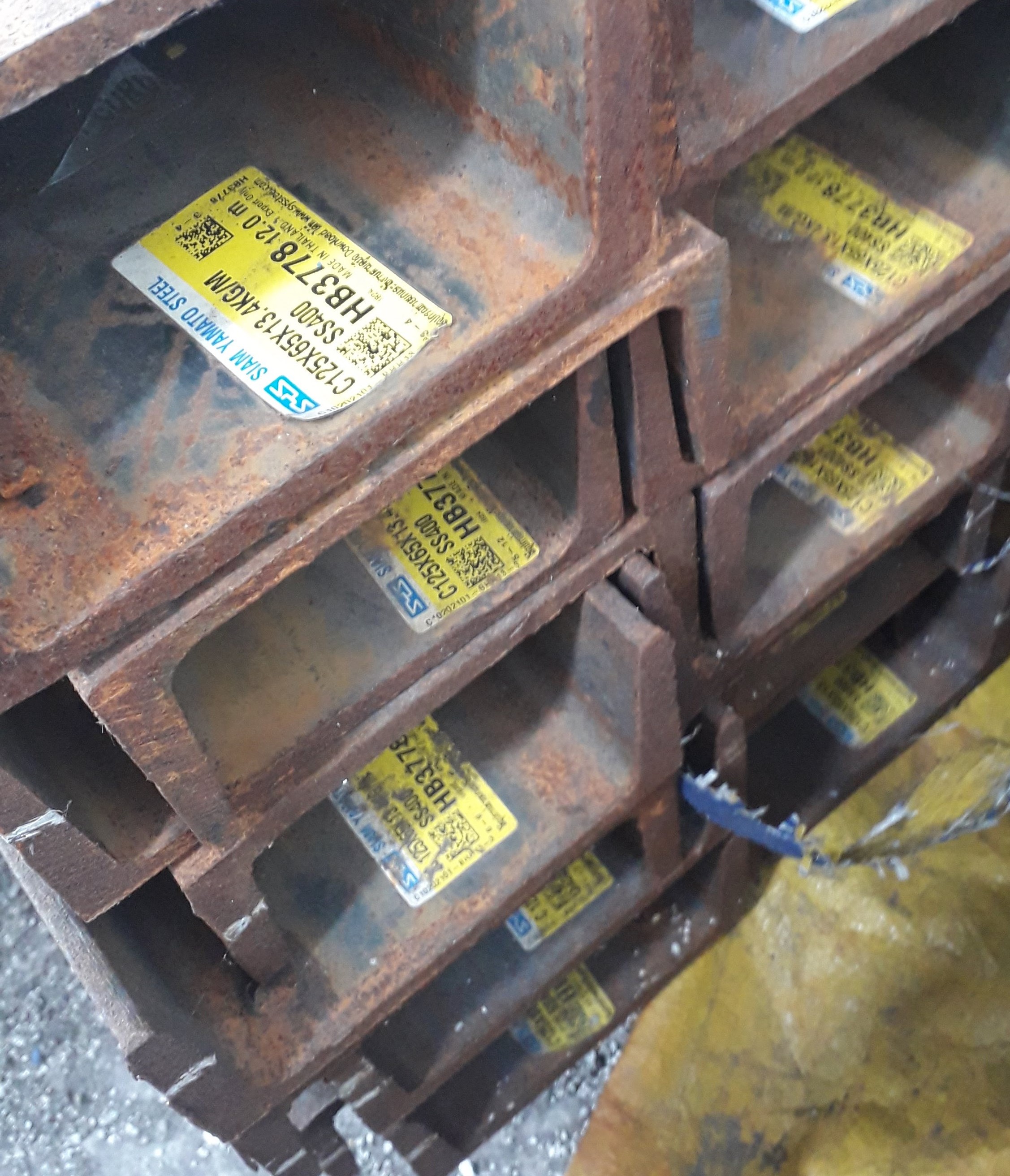 THÉP HÌNH U125X65X6X8 (13.40KG/MÉT)