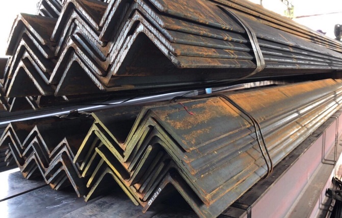 THÉP V150X150X10MM SS400 AK (23KG/MÉT)