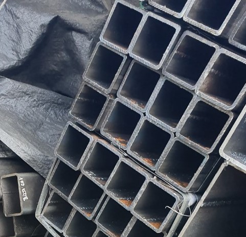 THÉP HỘP Q355B 40X40X5X6000MM