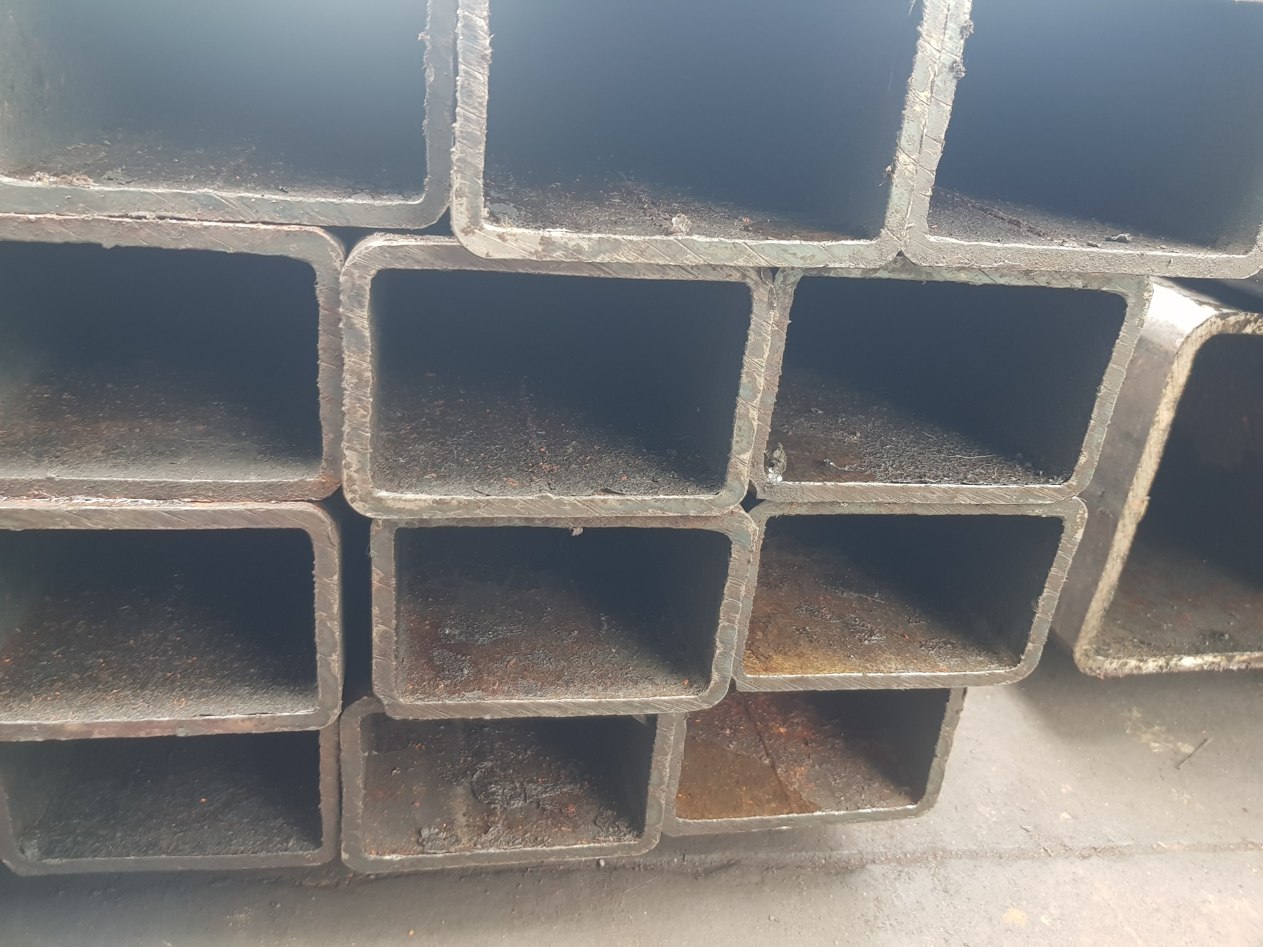 THÉP HỘP 100X140X6/ HỘP 140X100X6