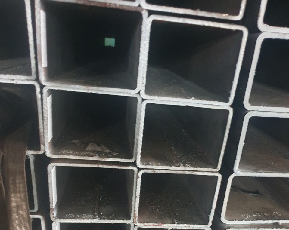 THÉP HỘP 200X150X6LI/ 150X200X6LI