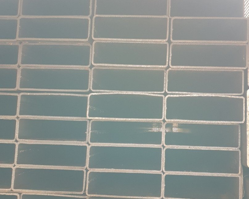 THÉP HỘP CHỮ NHẬT 100X250X4LY/4MM/4LI