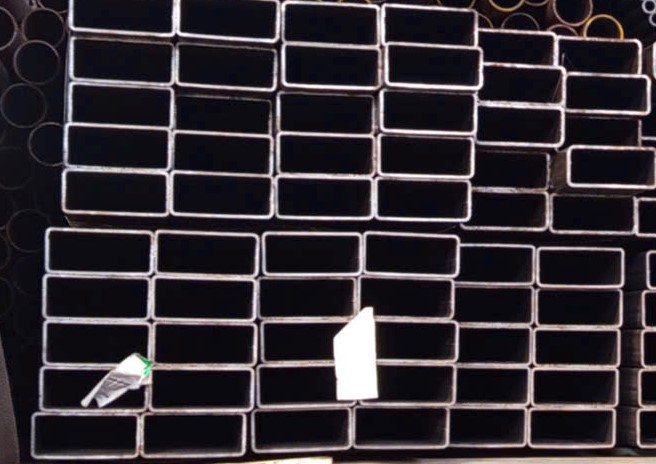 THÉP HỘP CHỮ NHẬT 180X80X5MM/LY/LI