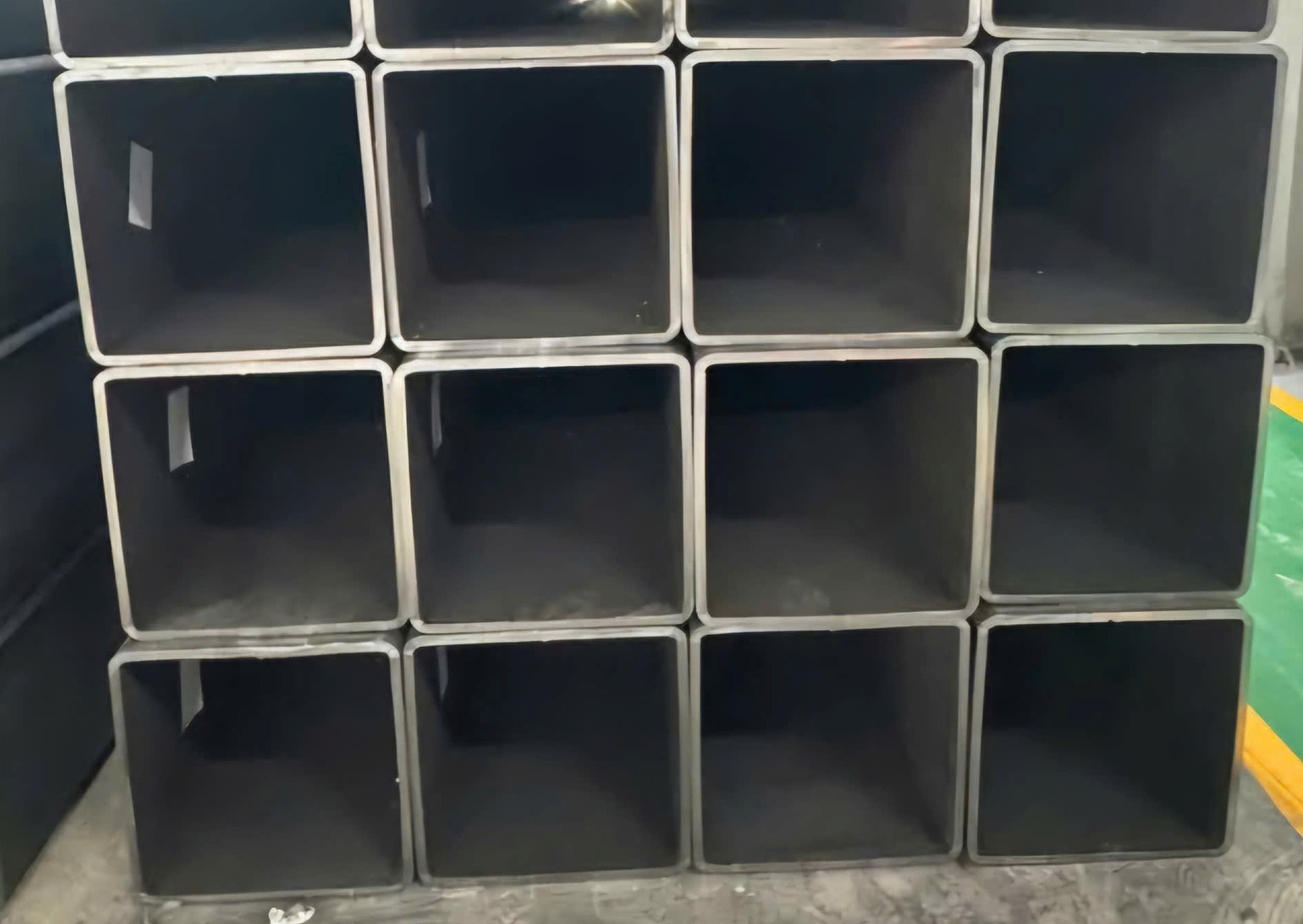 THÉP HỘP 200X200X6MM/ THÉP HỘP 200X200X6