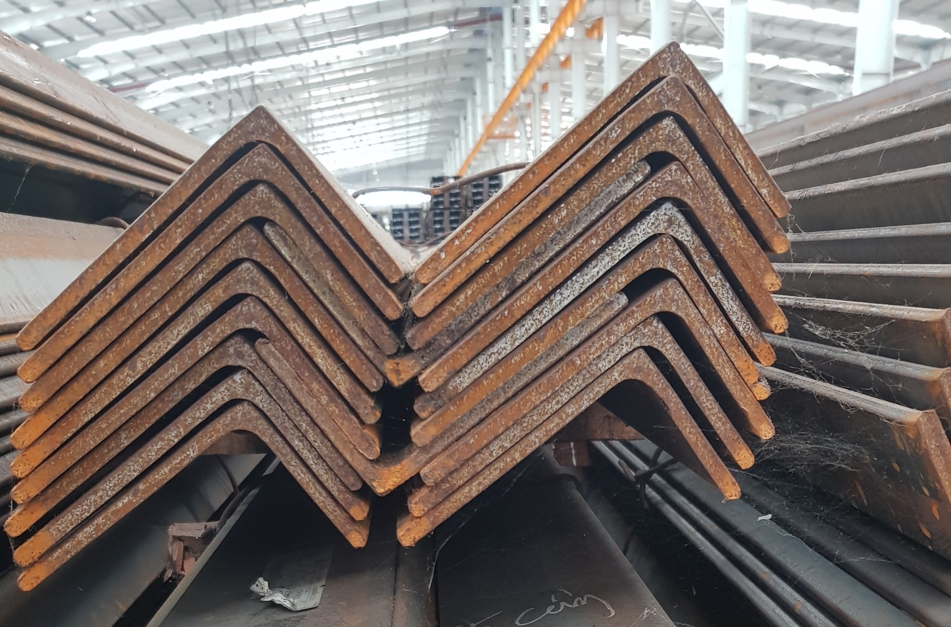 THÉP GÓC L125X75X13X12000MM