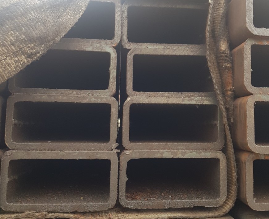 THÉP HỘP CHỮ NHẬT 100X200X12LY Q235B 