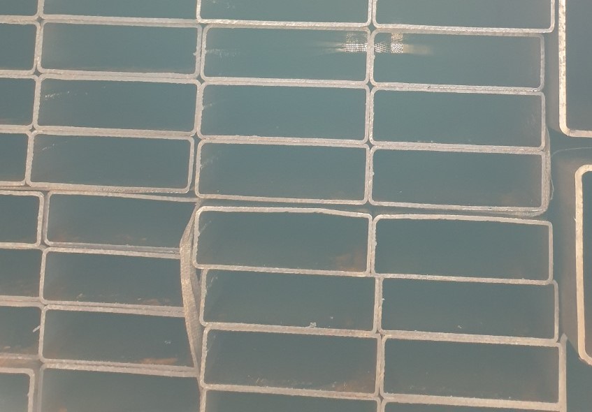 THÉP HỘP 100X300X5LY/ THÉP HỘP 300X100X5LI