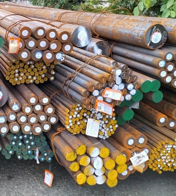 THÉP TRÒN ĐẶC PHI 35 TIÊU CHUẨN SCM440