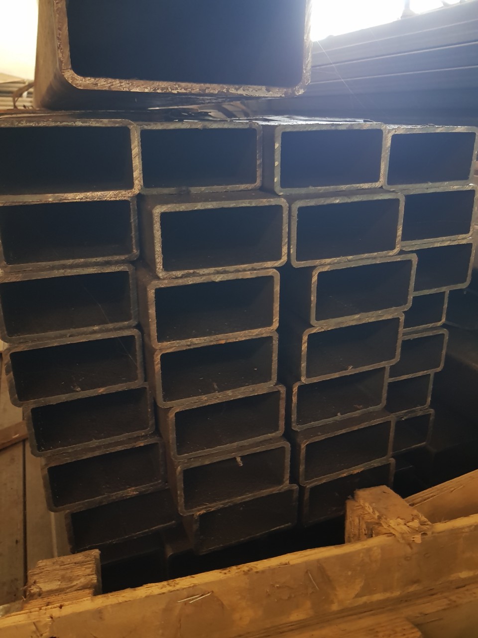 THÉP HỘP 250X100 DÀY 5LY/MM/ 6LY/MM/ 8LY/MM/ 10LY/MM/ 12LY/MM