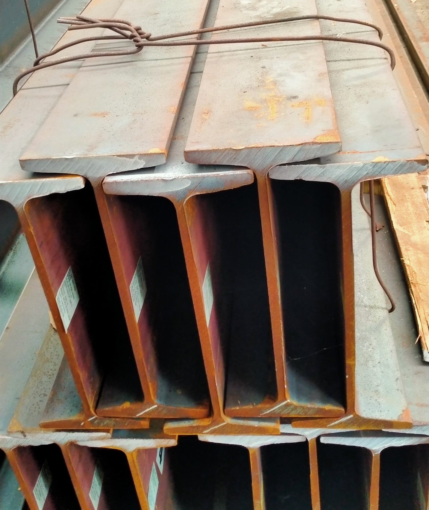 THÉP HÌNH I400x150x10x18 (72kg/mét)- I CÔN