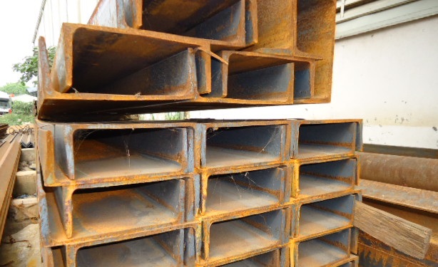 THÉP HÌNH U250X78X7X12000MM (24.6KG/MÉT)