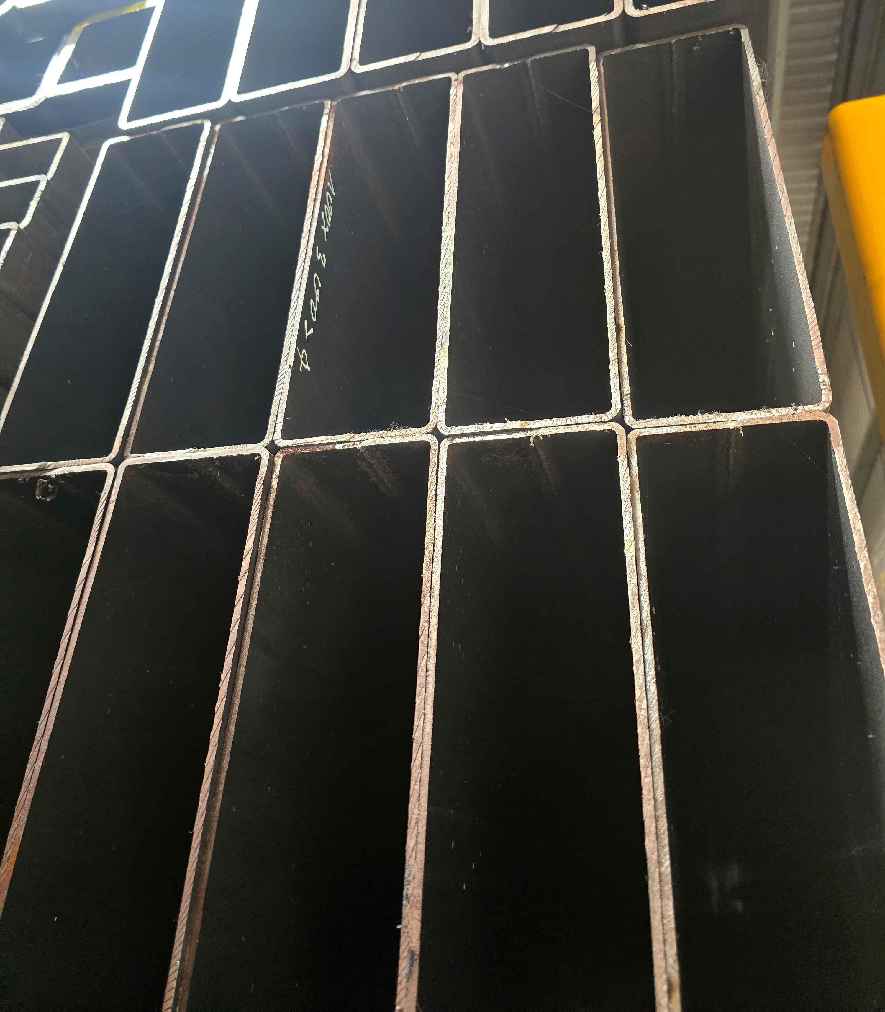 THÉP HỘP 100X300X4MM/ THÉP HỘP 300X100X4MM