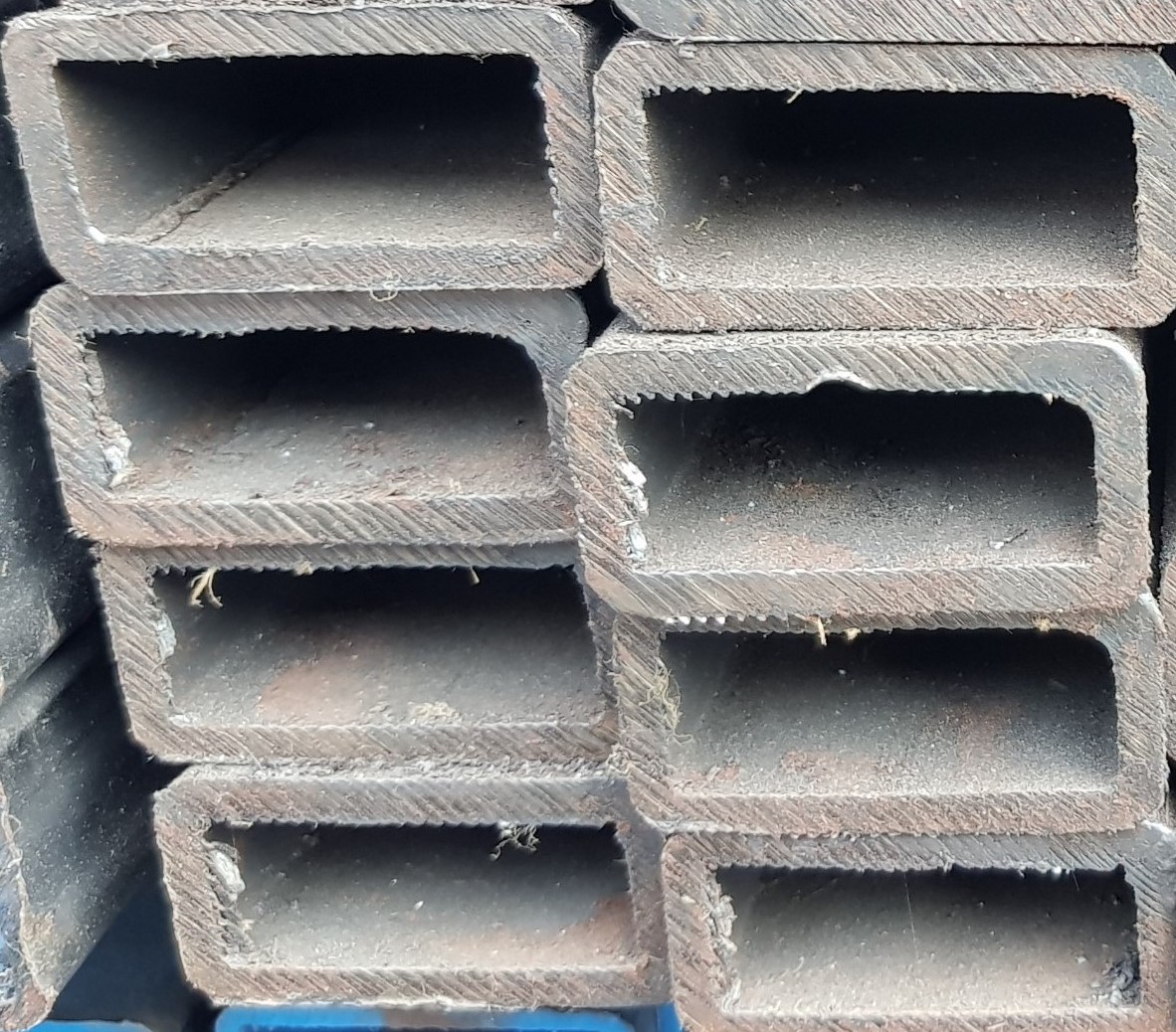 THÉP HỘP CHỮ NHẬT 120X60X6LY/6MM