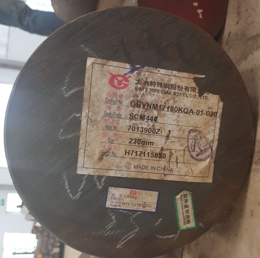 THÉP LÁP TRÒN ĐẶC SCM440 PHI 230