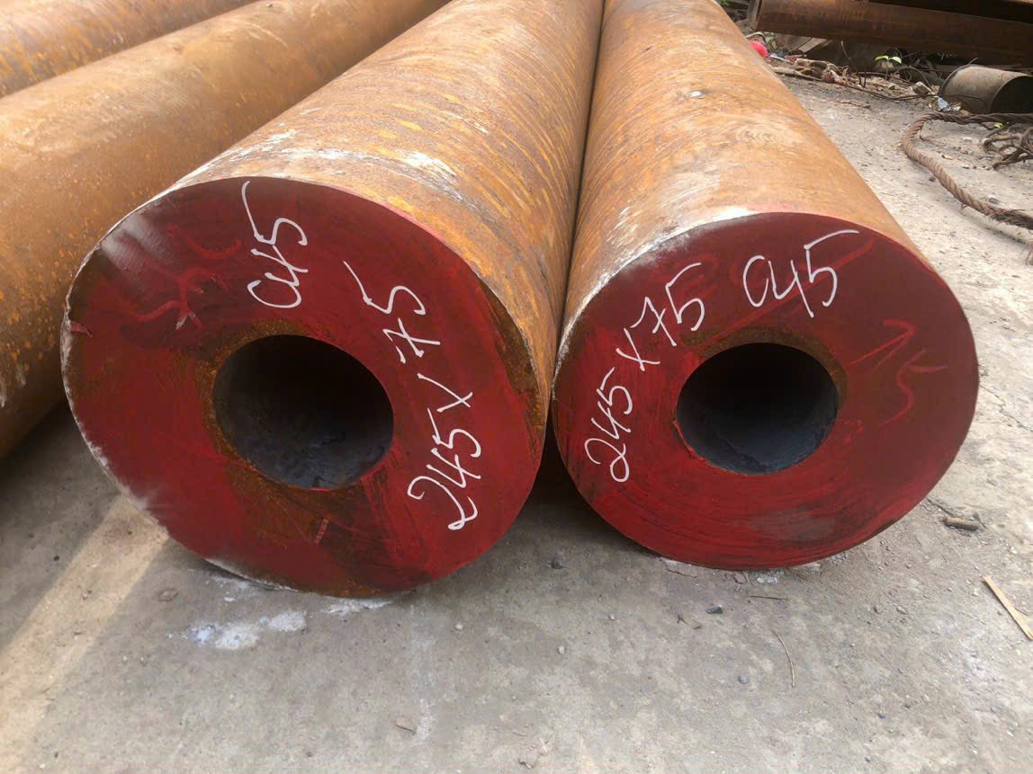 THÉP ỐNG ĐÚC S45C D200 PHI 245X75LY TRUNG QUỐC