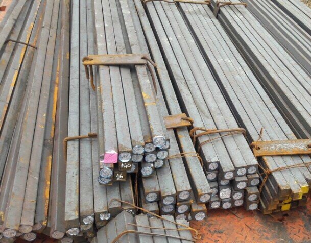 THÉP VUÔNG ĐẶC GIÁ RẺ Ở TẠI HẢI PHÒNG